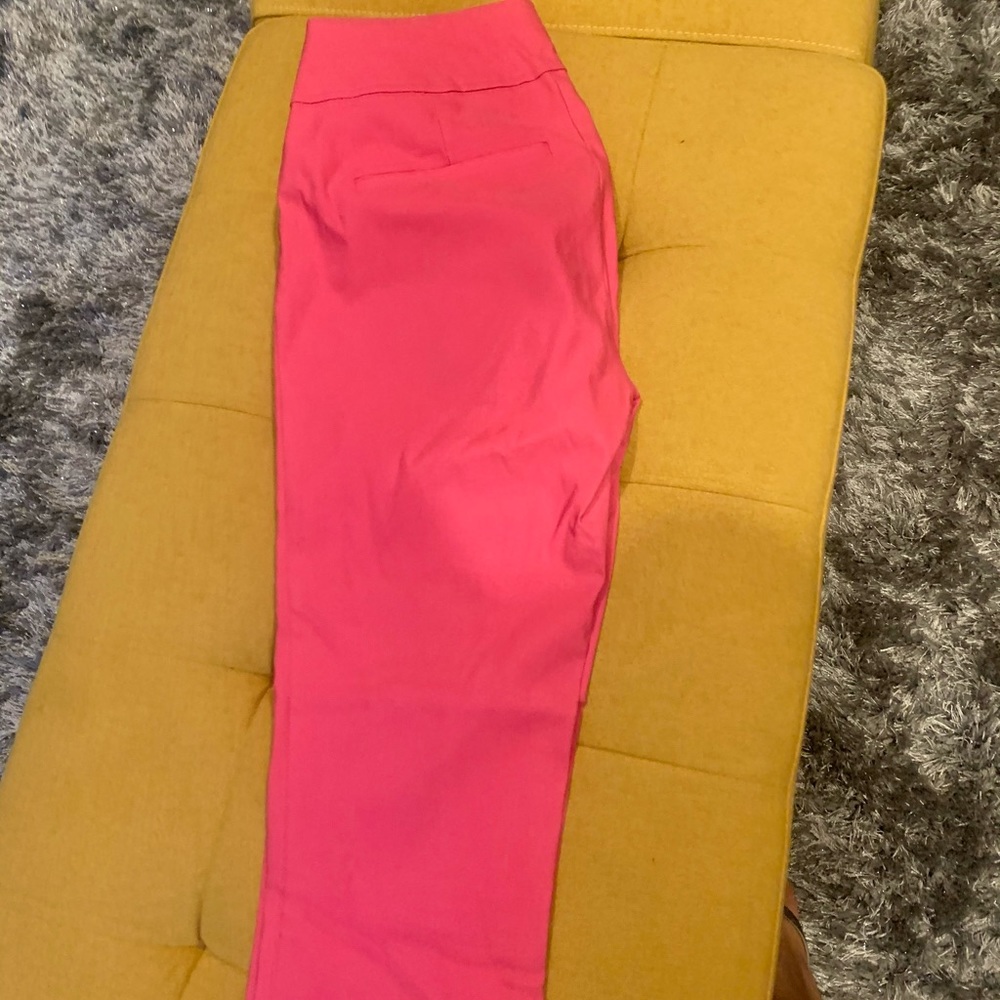 Cute Capri - image 6